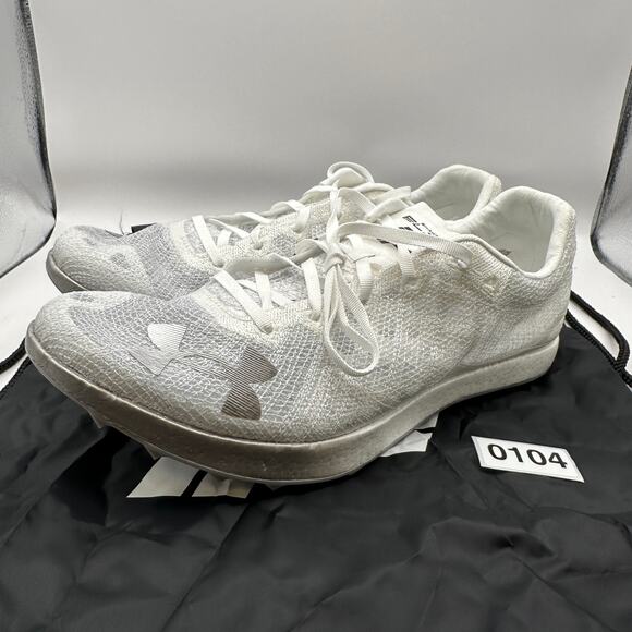 UNDER ARMOUR Mens 11.5 Shakedown Elite Track Wht Halo Grey 3026442 - Picture 1 of 7